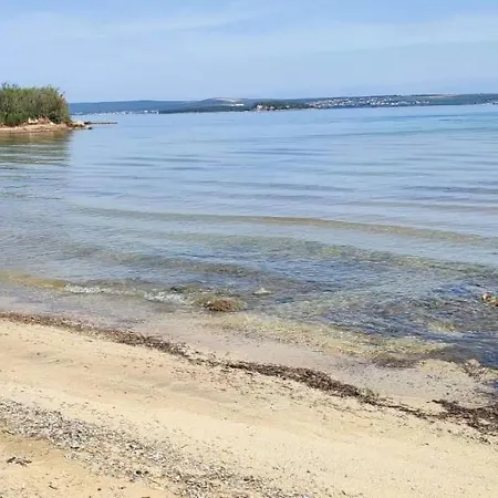 Kucica Bona Otok Zizanj